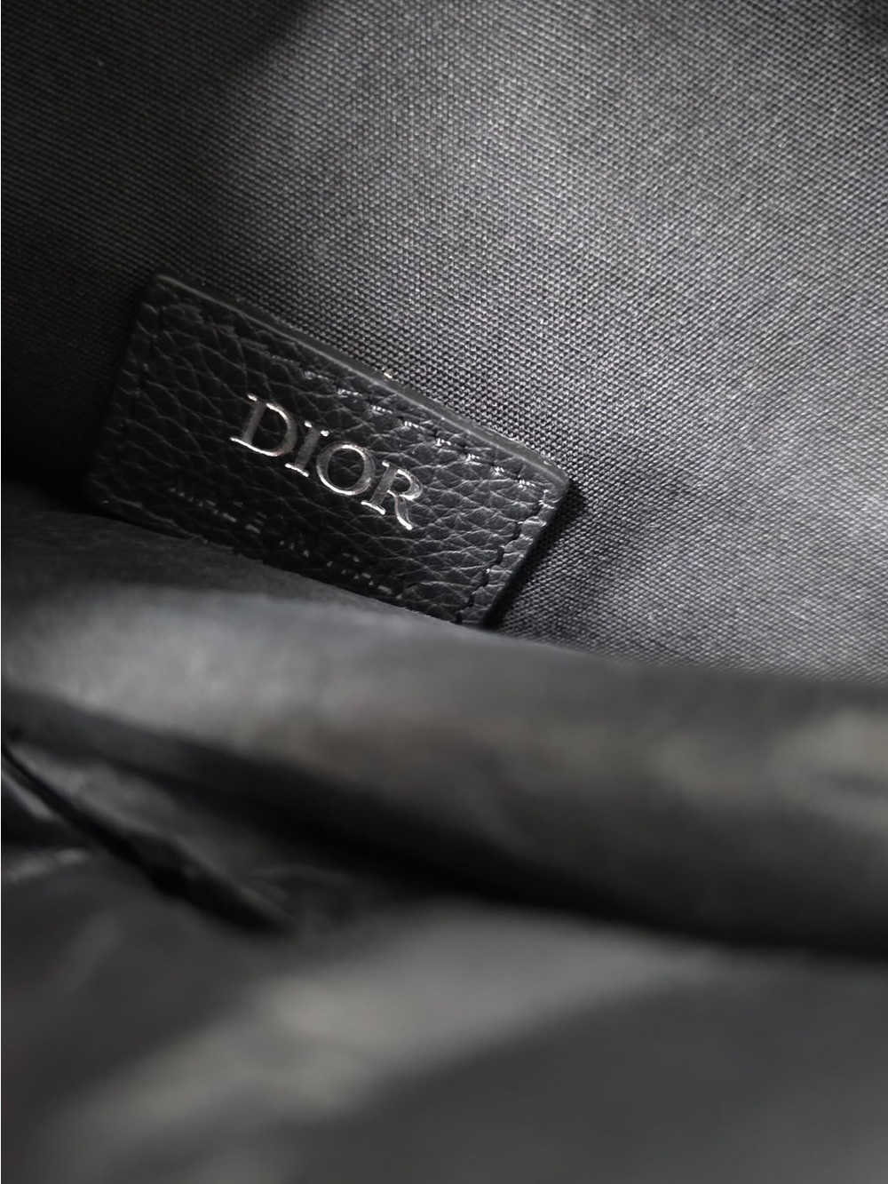 Dior Black Saddle Shoulder Bag - Picture 2 of 5